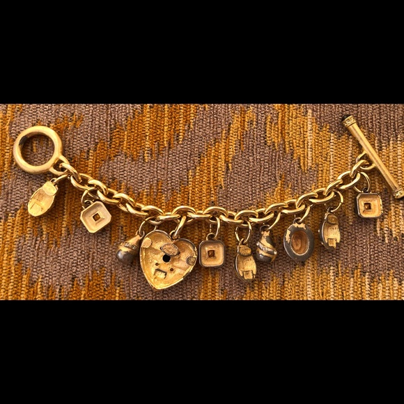 Roxanne Assoulin Vintage Gold Charm Bracelet - Picture 7 of 8